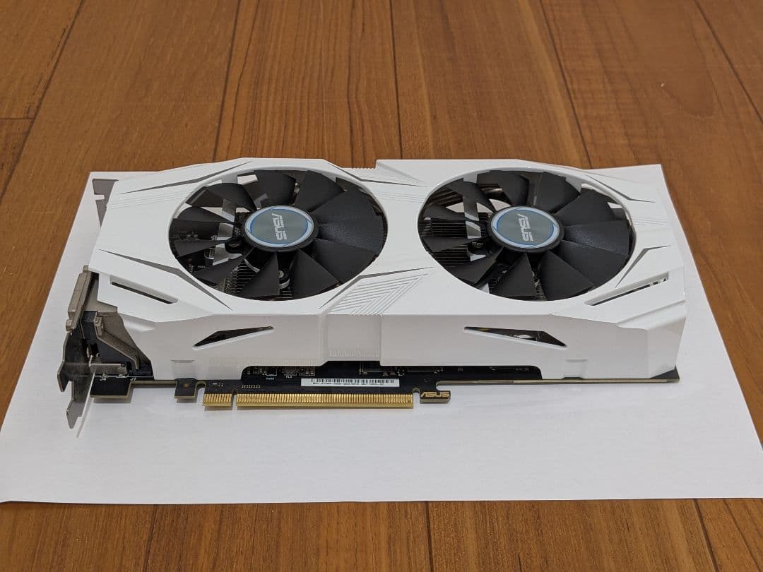 ASUS GTX1060 　3GB ホワイト デュアルファン