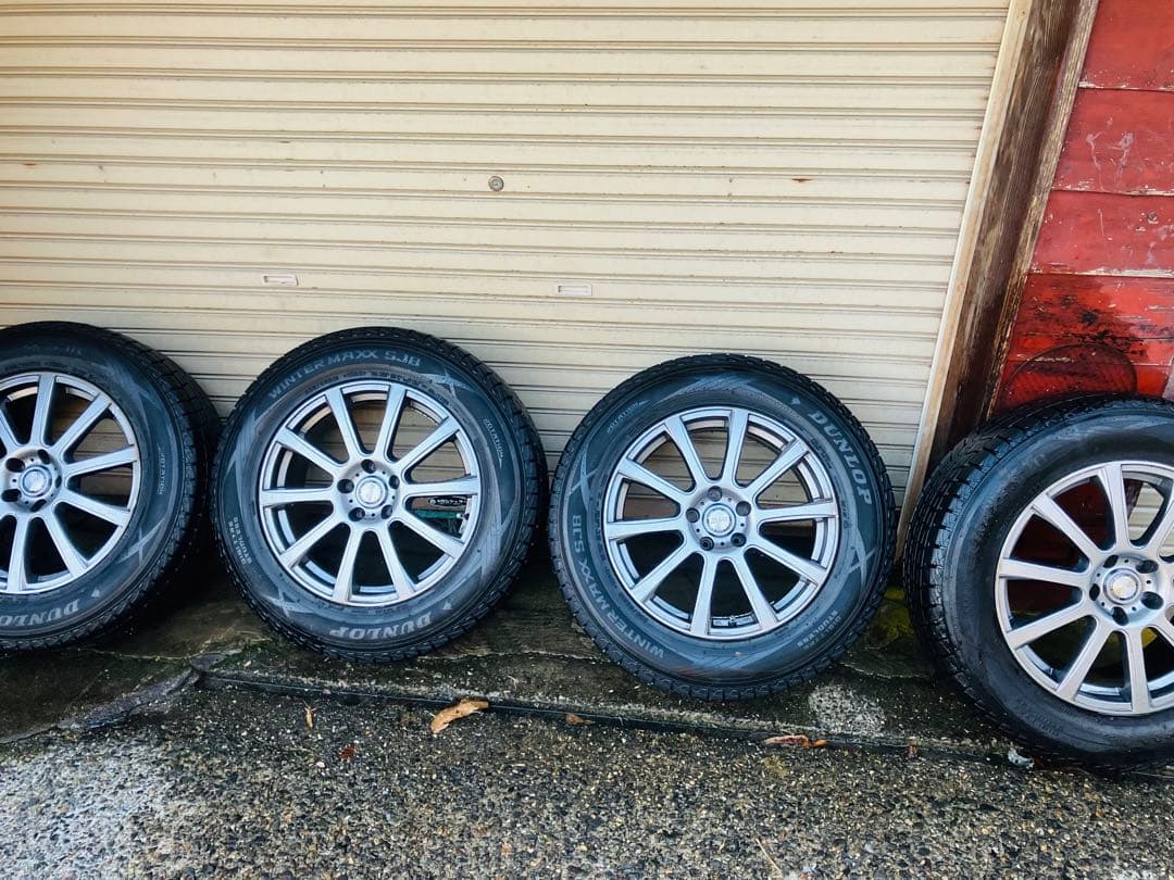 B*s様 ダンロップ スタッドレス18インチ ホイール付き 235/65/18