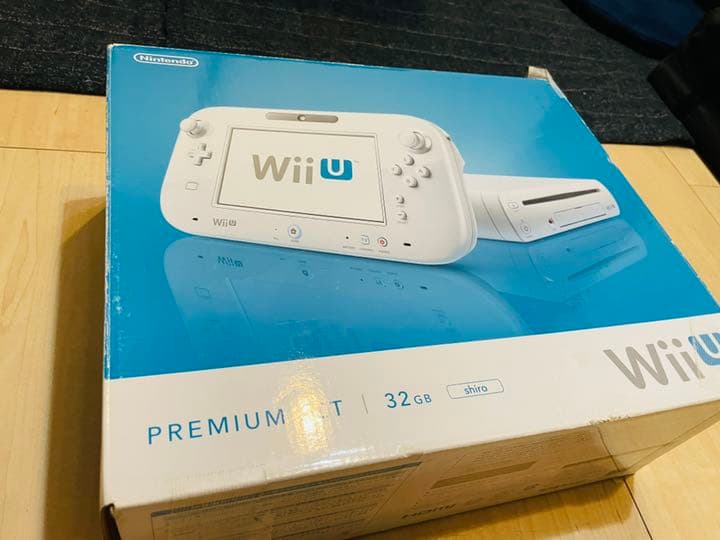 値下げ中　Nintendo Wii Uプレミアム　cubeコントローラー2個付