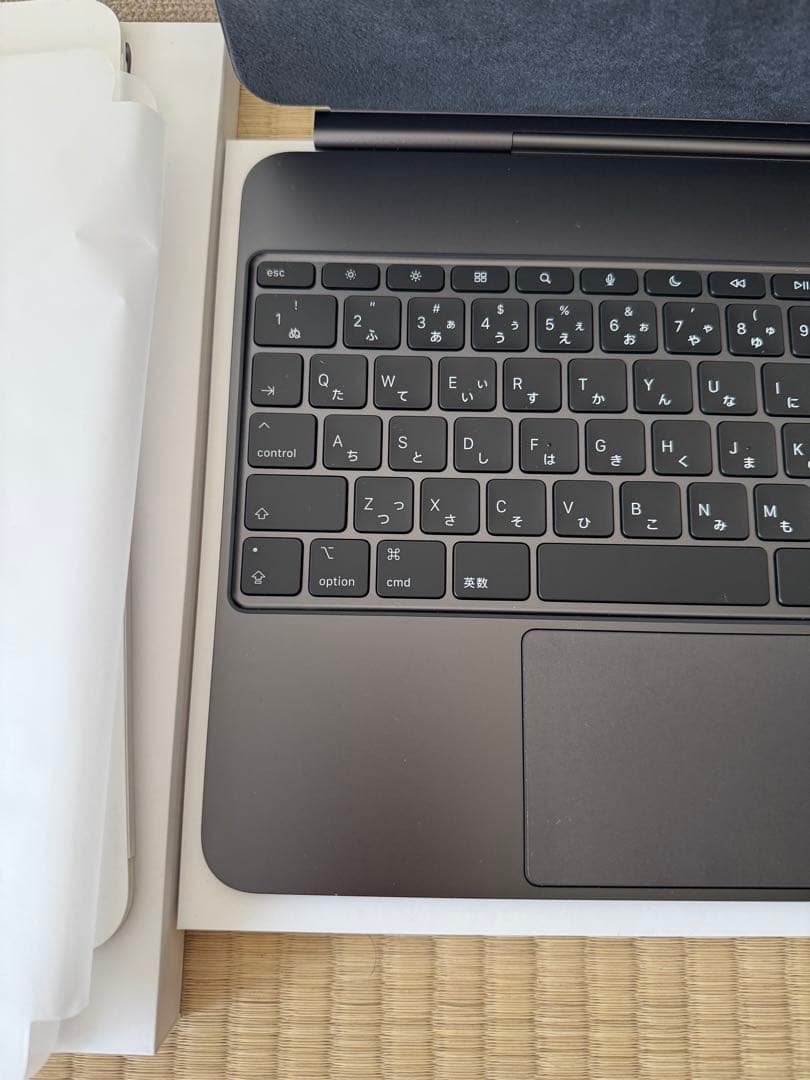 Magic Keyboard iPad Pro 13インチM4 M5