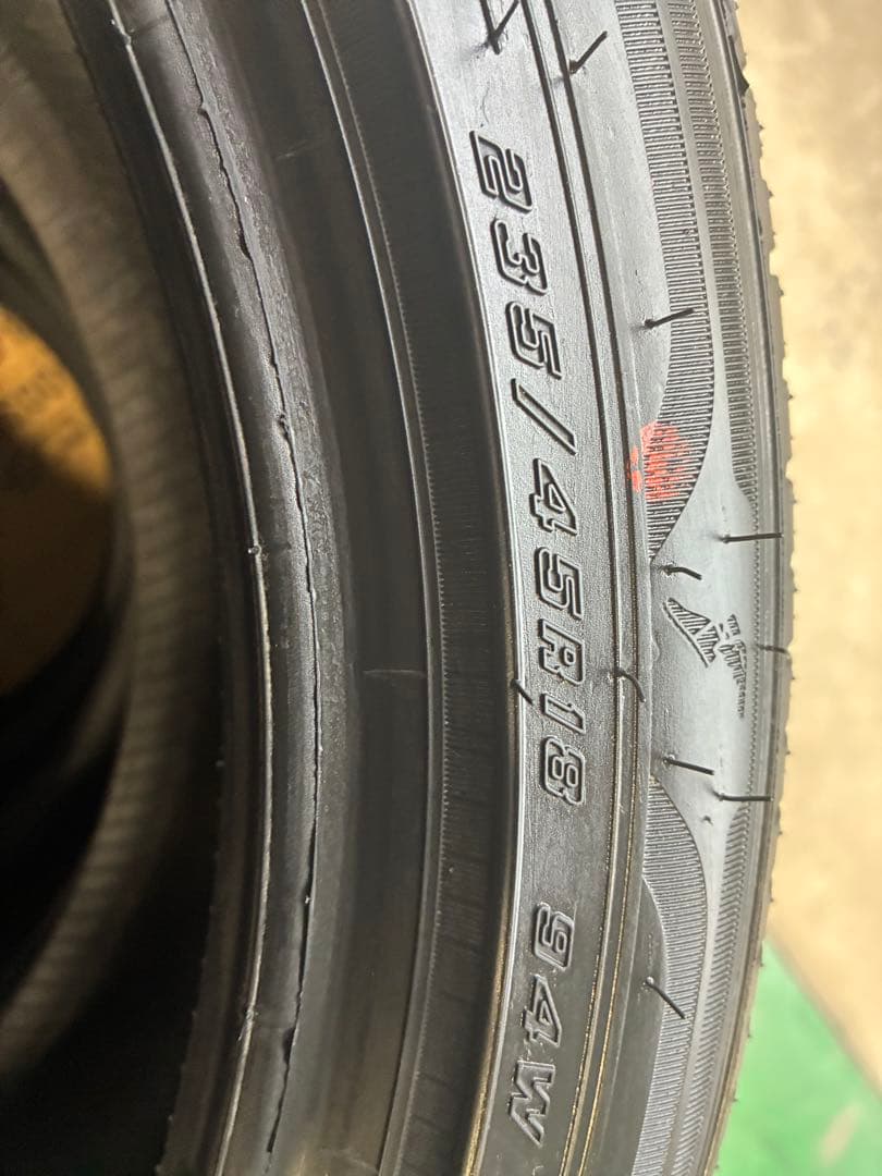 GOODYEAR 235/45/18 4本セット 新品未使用品
