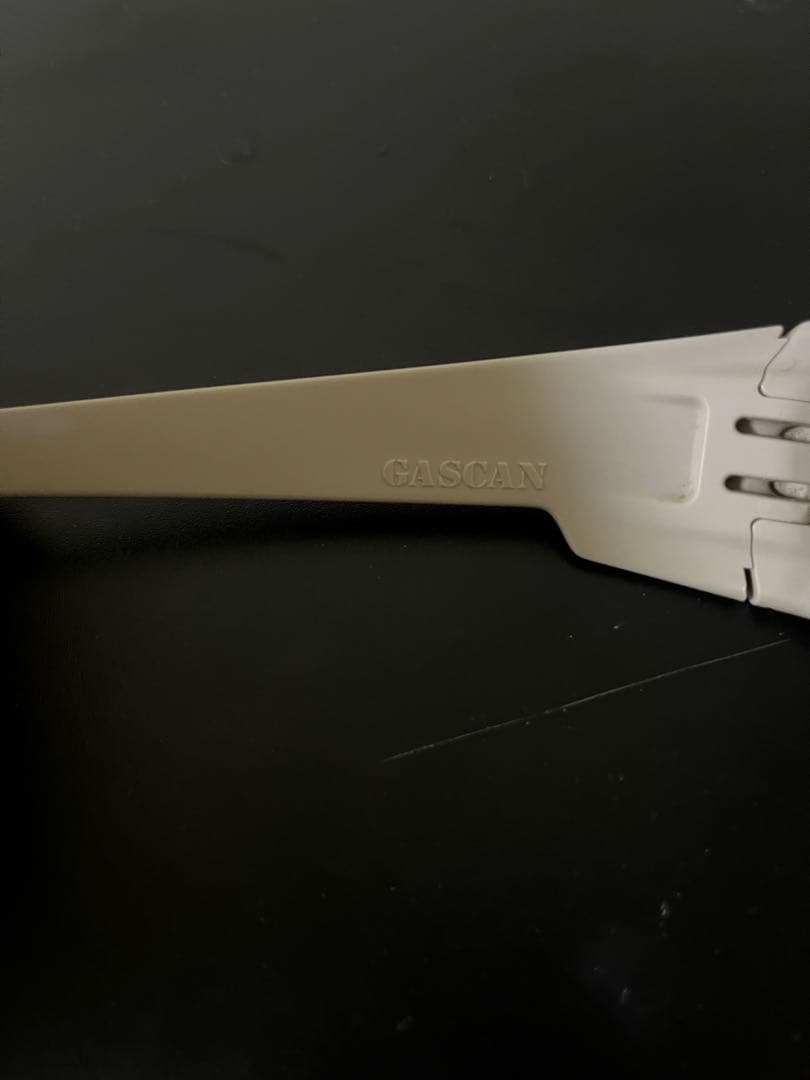 OAKLEY サングラス ホワイト フレーム　最終値下げ‼️早い者勝ち‼️
