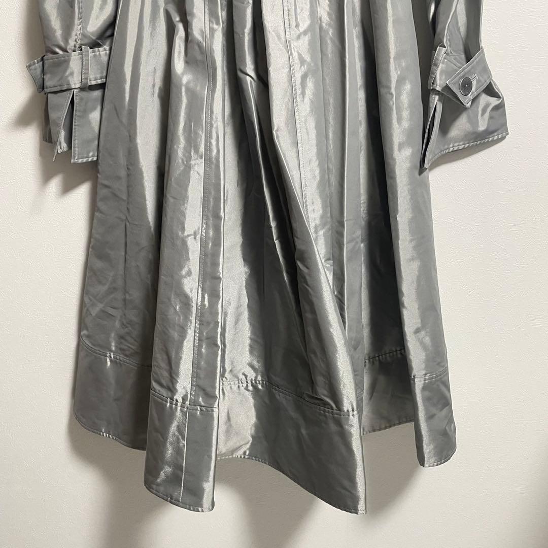 【ビギ　bw】【L】40 ロングコート　光沢　高級　タグ付　シルバー　美品