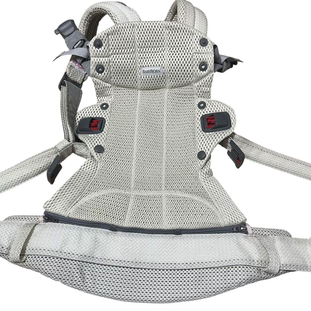 美品 BabyBjorn 抱っこ紐　ベビージョルン　ハーモニー　 クリームカラー