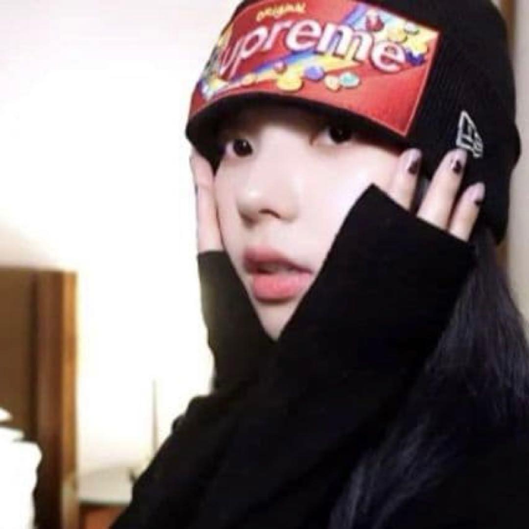 Supreme Skittles Beanie ブラック　黒　カリナ着用　希少