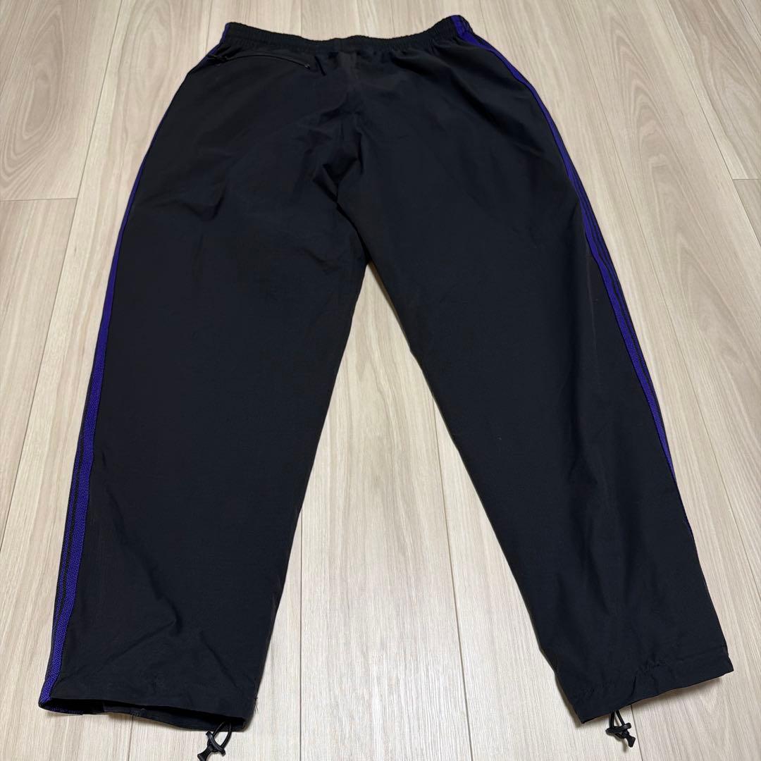 ニードルス×DCシューズ　黒紫ストライプトラックパンツ