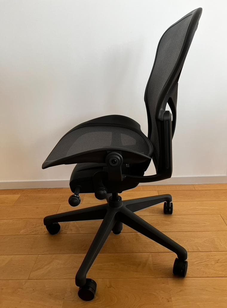 【美品】ハーマンミラー・アーロンチェア リマスタード Aタイプ