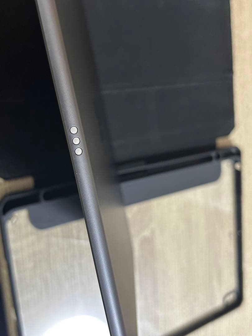 Apple Pencil・ケース付！ iPad Air Wi-Fiモデル 64