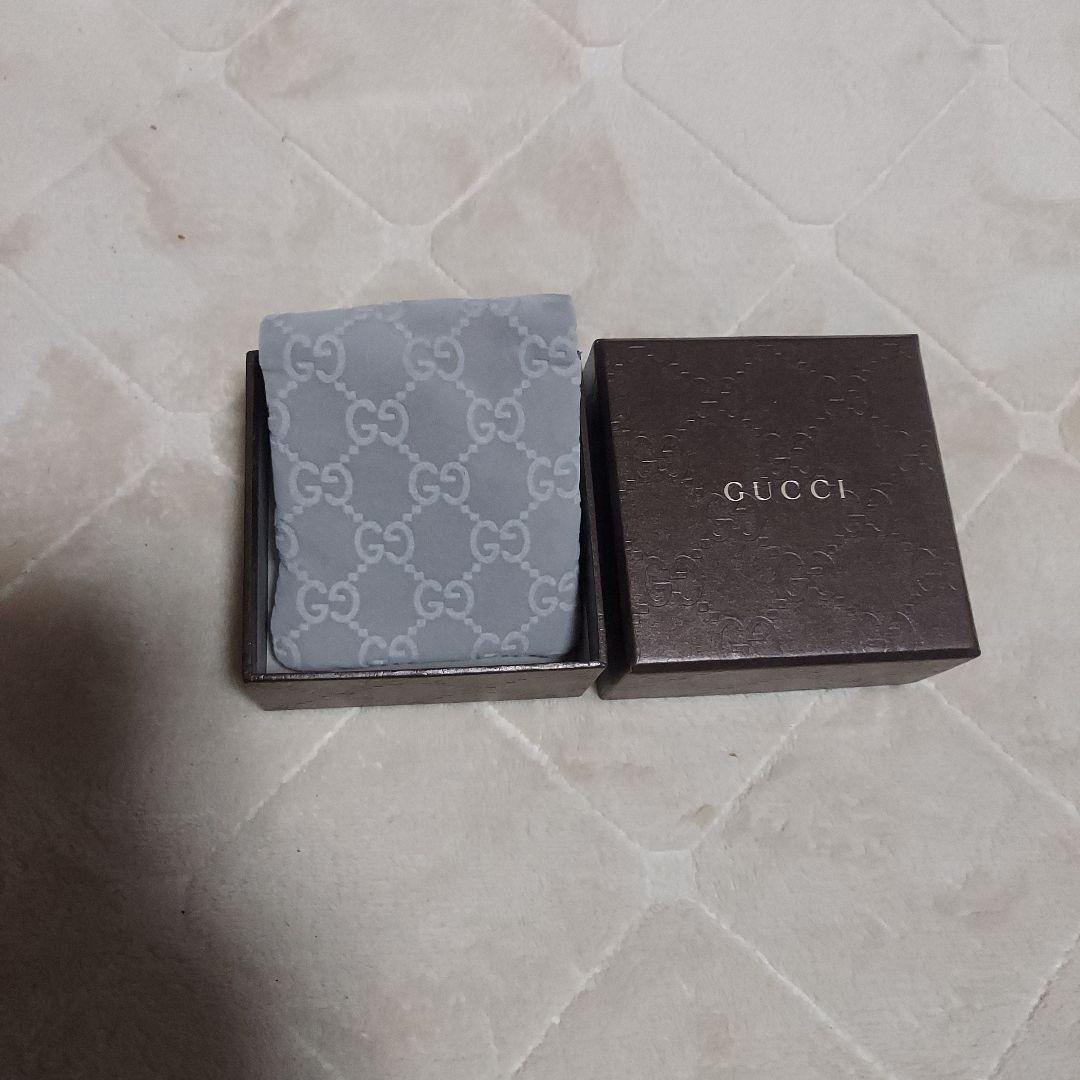 GUCCI ダブルGロゴ ネックレス シルバー　箱つき