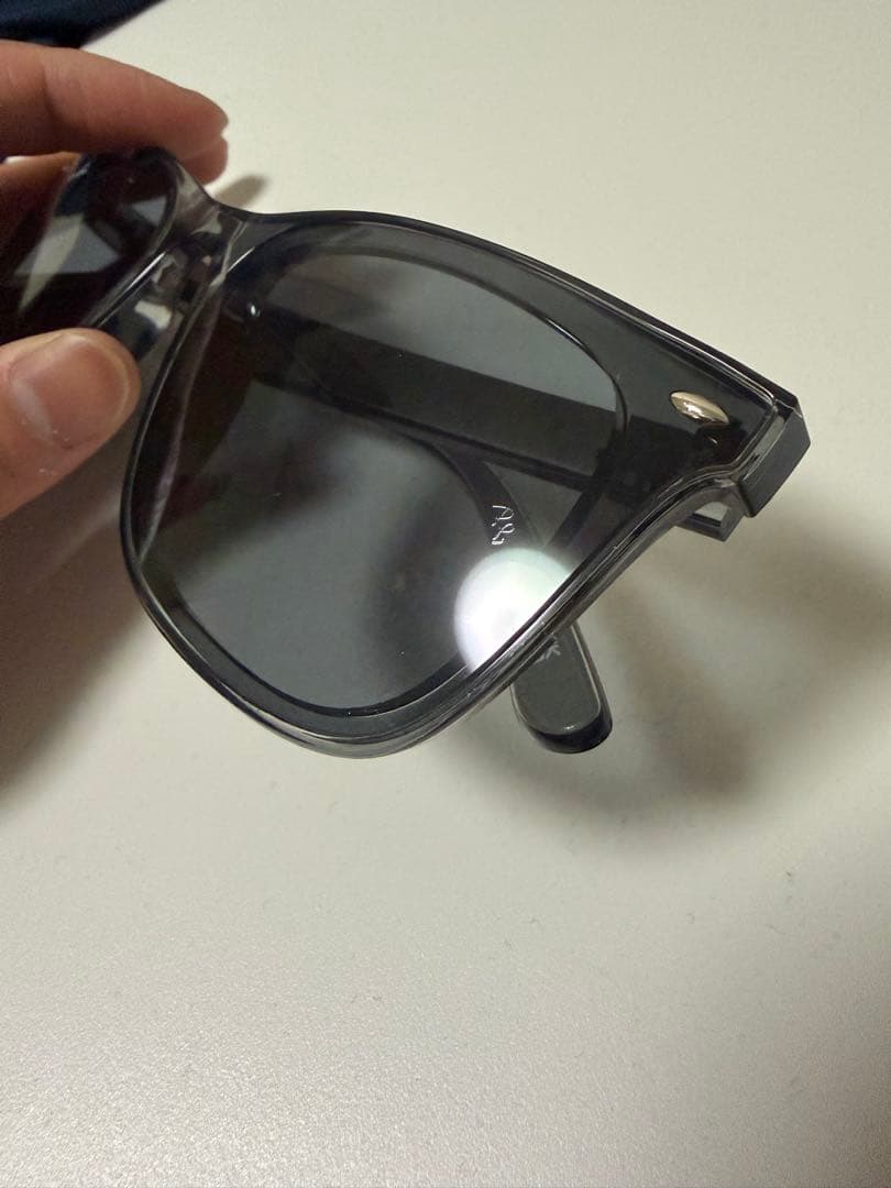 Ray-Ban RB4391D トランスポートグレー