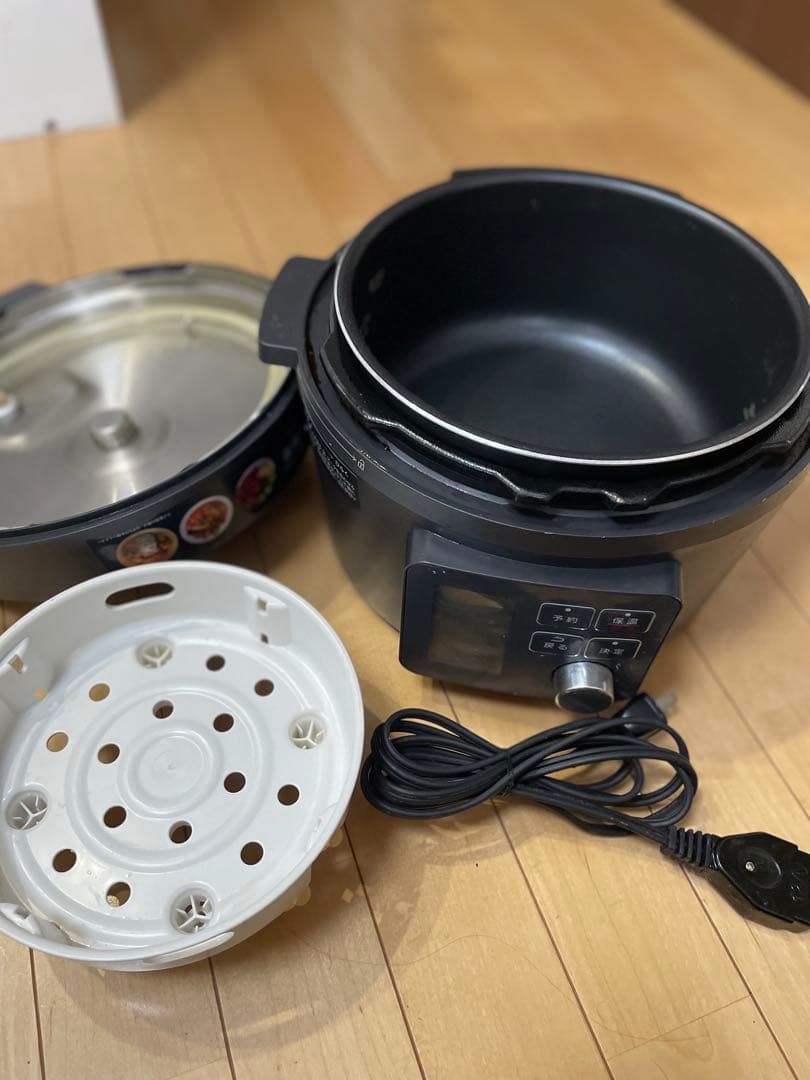 アイリスオーヤマ　KPC-MA4 電気圧力鍋