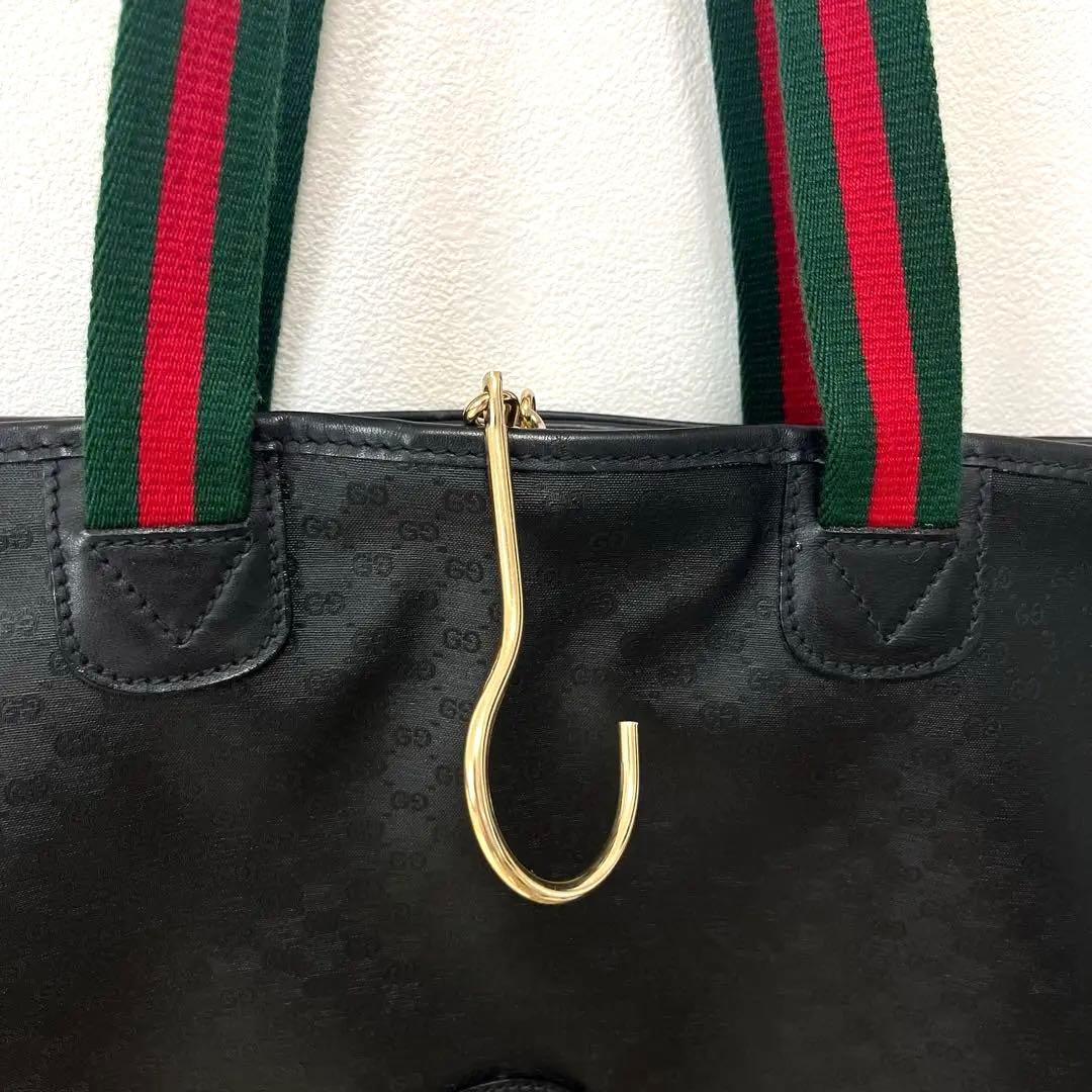 極美品　GUCCI ＧＧ柄　レザー　ガーメントケース　ハンガーつき　黒