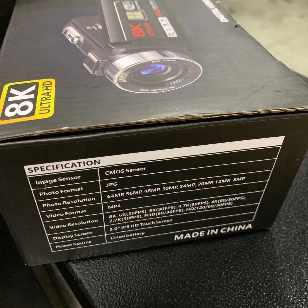 未使用　ビデオカメラ 8K 6400万画素 WIFI機能