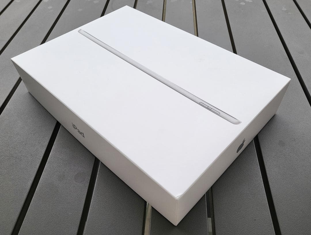 iPad（第９世代）WiFi+Cellular　64GB　セルラーモデル　完動品