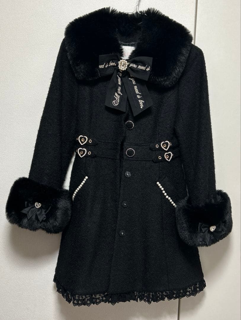 LIZLISA ダブルハートベルトメッセージコート