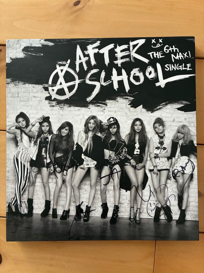 【超希少】メンバー全員サイン付AFTERSCHOOL 初恋　ジュヨン版