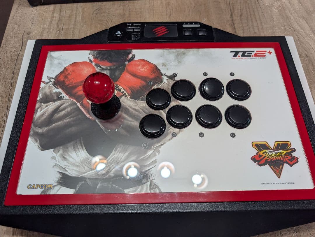 Mad Catz T.E.2+ 三和製静音レバー&ボタン換装済み。おまけ有り