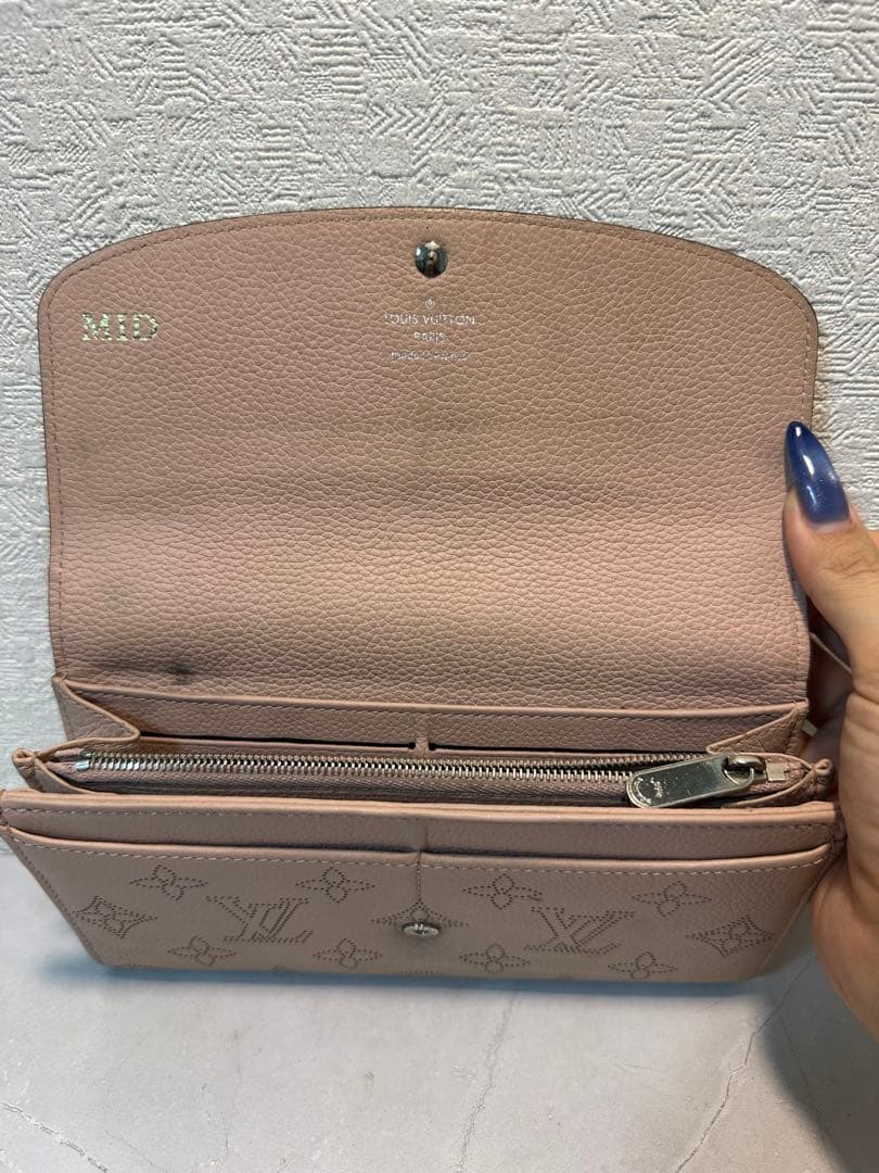 LOUIS VUITTONポルトフォイユ イリス マヒナマグノリア二つ折り長財布