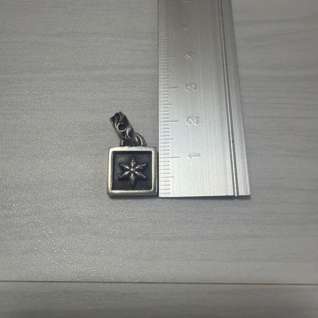 Chrome Heartsフレームドスターチャーム925