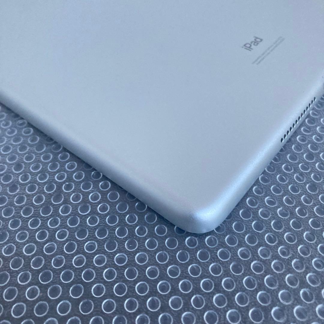 605【早い者勝ち】電池良好☆iPad8 第8世代 32GB WIFIモデル☆