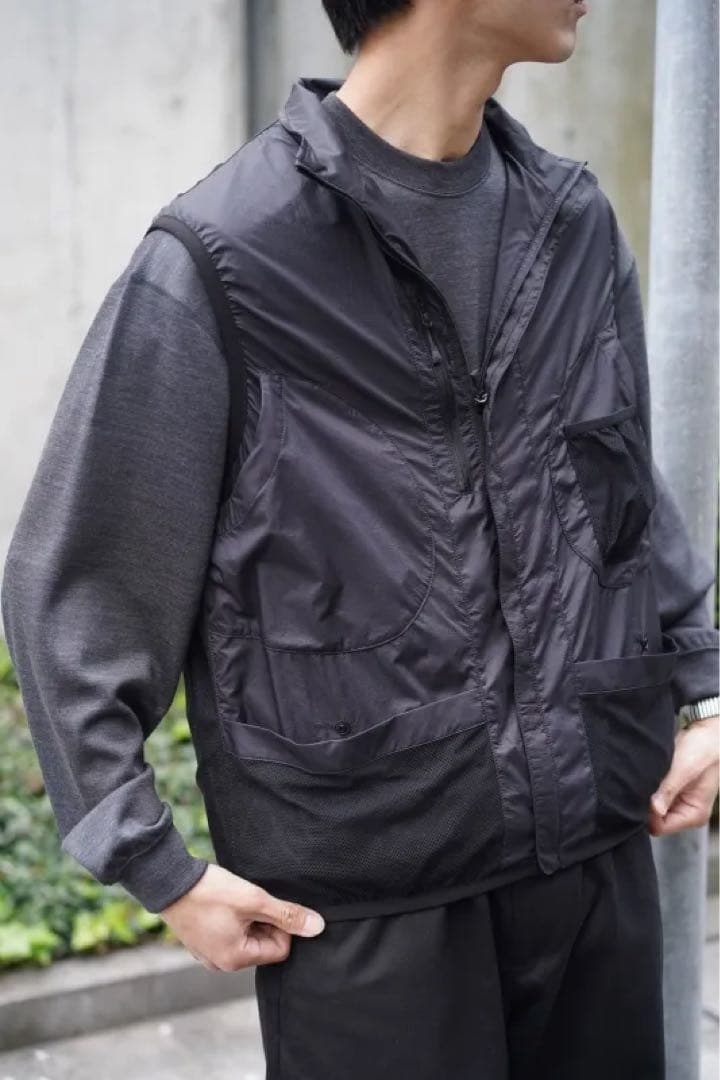 トップス DAIWA PIER 39 REVERSIBLE WINDSHIELD VEST
