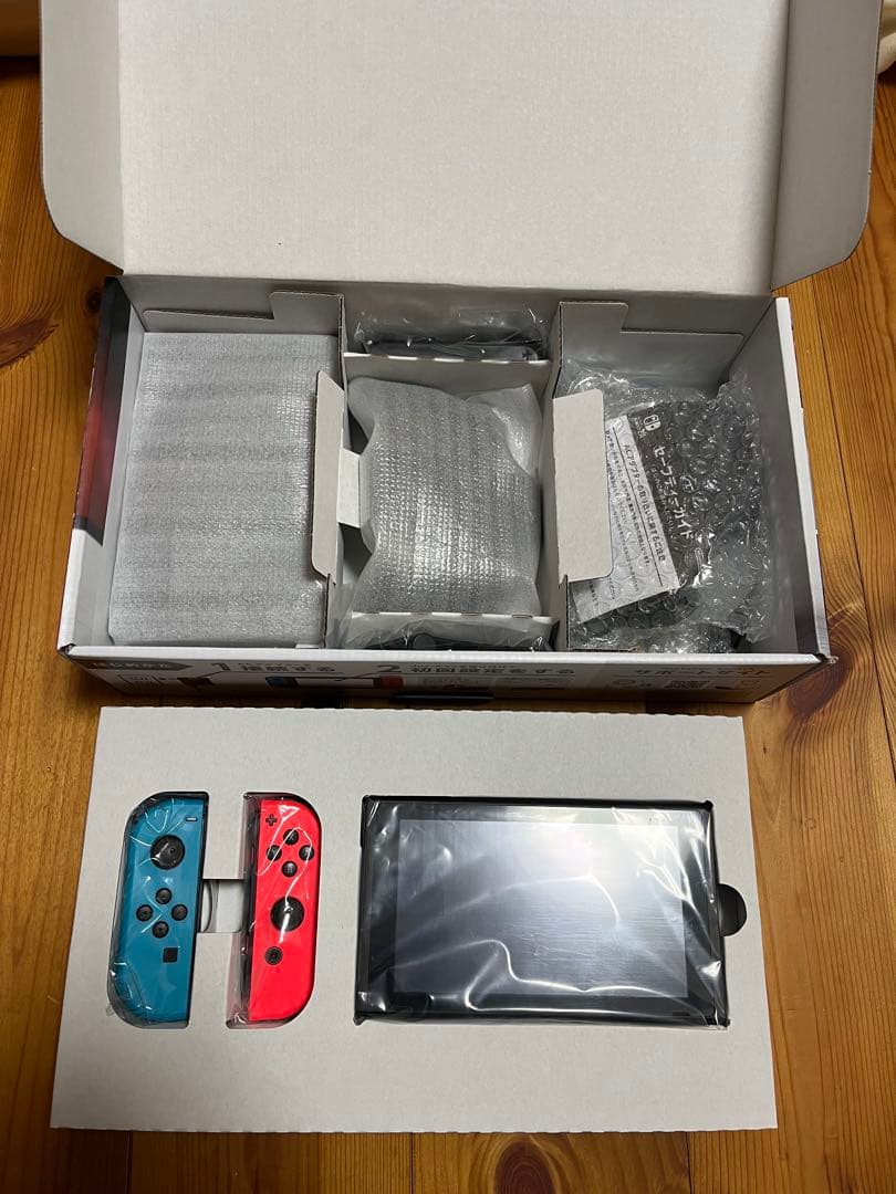 Nintendo Switch ネオンブルー/ネオンレッド 本体　マリオワンダー