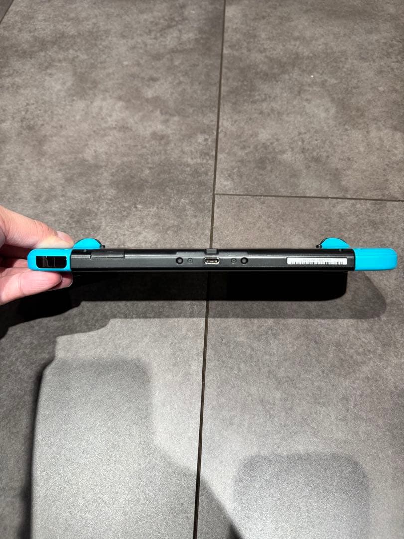 Nintendo Switch 本体【りささん専用ページ】