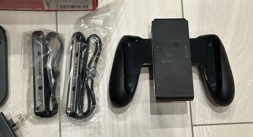Nintendo Switch 本体 ブラック　美品　初期化　動作確認済み