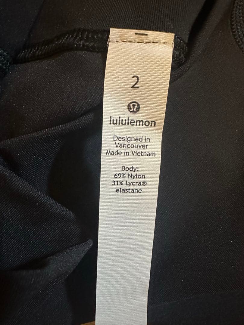 Lululemon レギンス【ハワイ限定品】Alohaプリント サイズ2