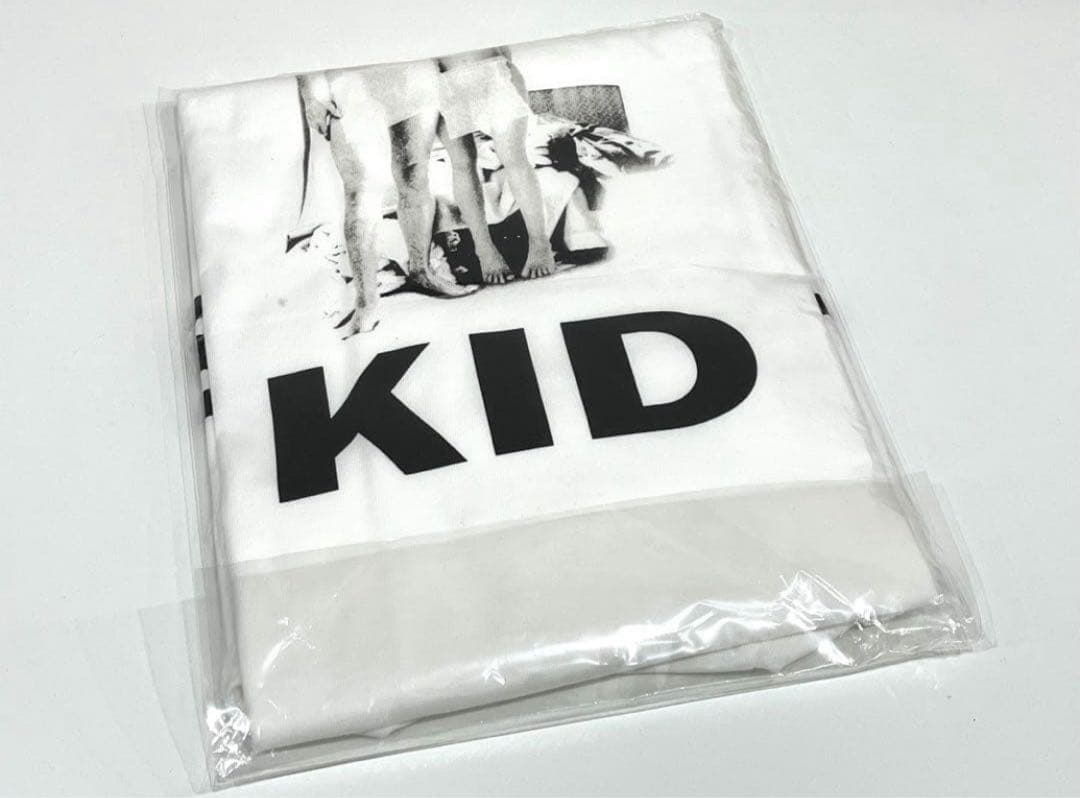 f199 新品　限定　セントマイケル　The Kid Laroi Tシャツ　XL