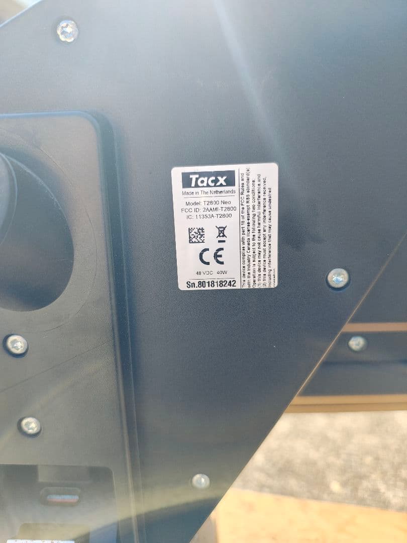 Tacx neo　スマートローラー中古
