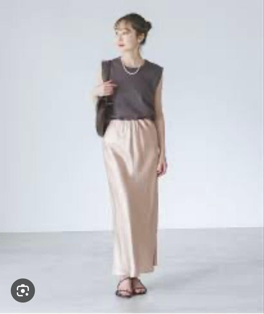 【美品】再値下げ✨NOBLE ナローAラインサテンスカート1/31まで出品