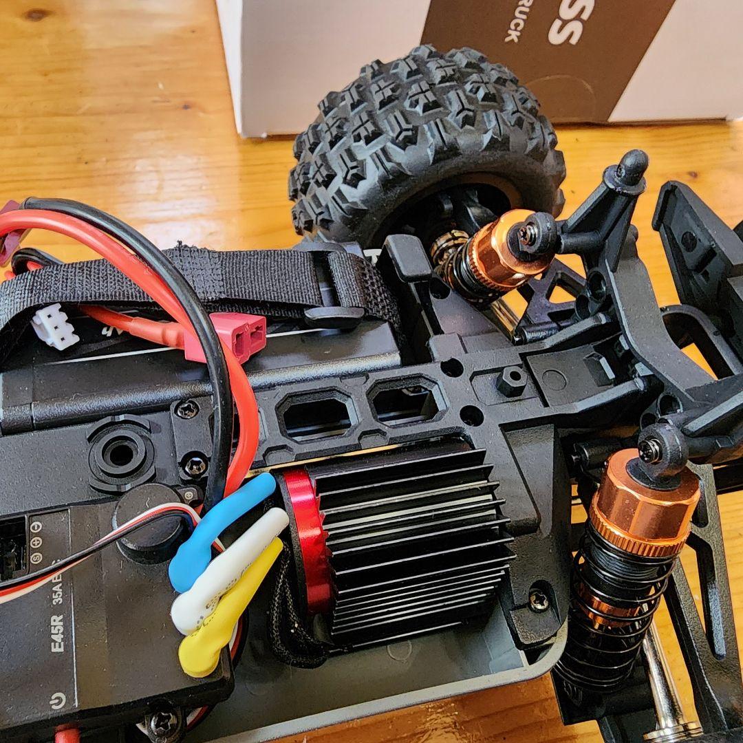 【絶版】DEERC H16R 1/16 4WDオフロードトラック
