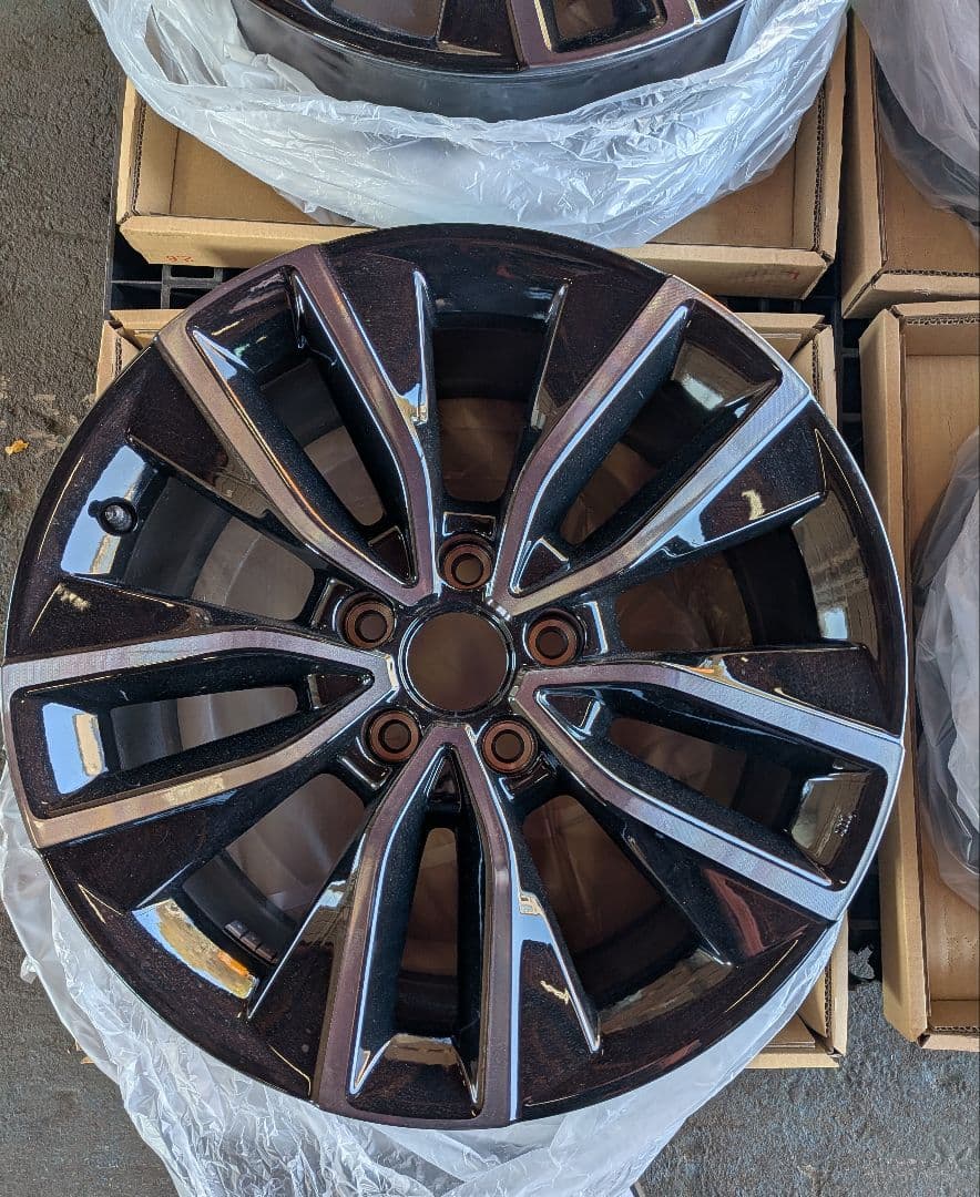 VEZEL RS 新車外し18インチアルミホイール