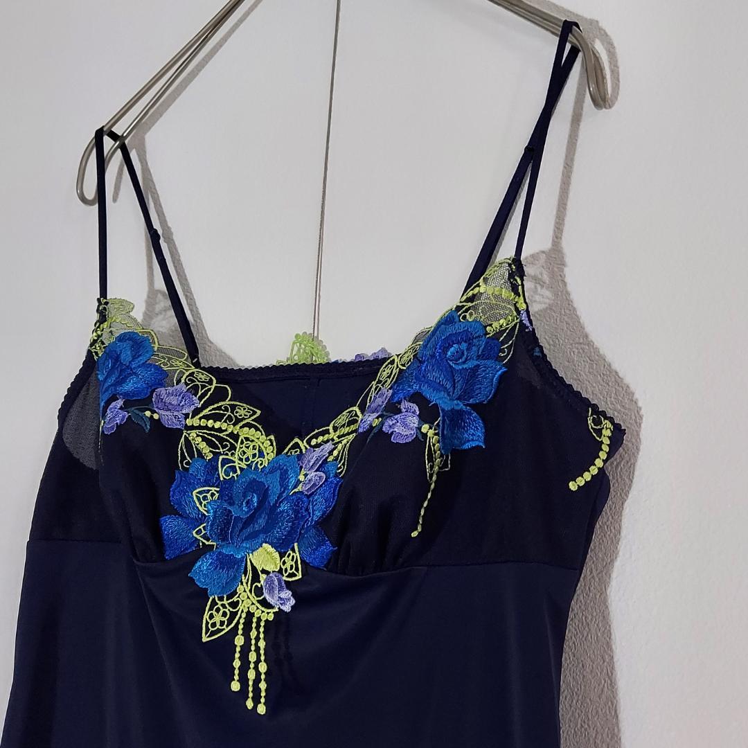 サルート（M-80） スリップ　キャミソール　インナー　日本製　レース　花刺繍