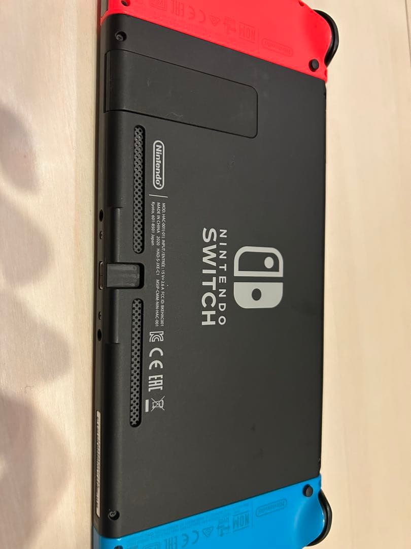 NintendoSwitch本体➕ワイヤレスコントローラー