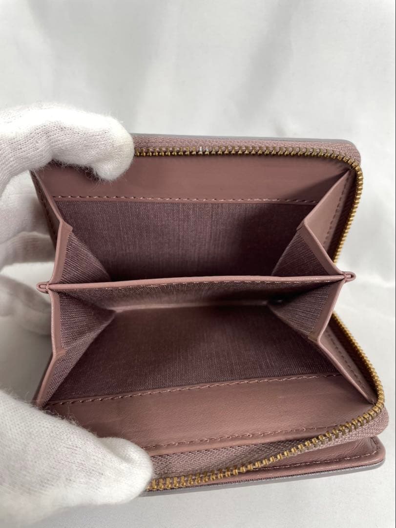 美品 russet ラシット 二つ折り財布 モノグラムプレート レザー