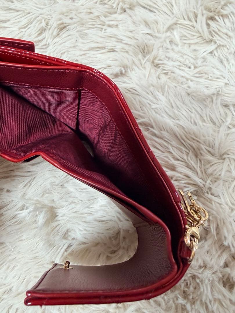 Lady Dior Lotusウォレット カナージュ　パテントカーフスキン