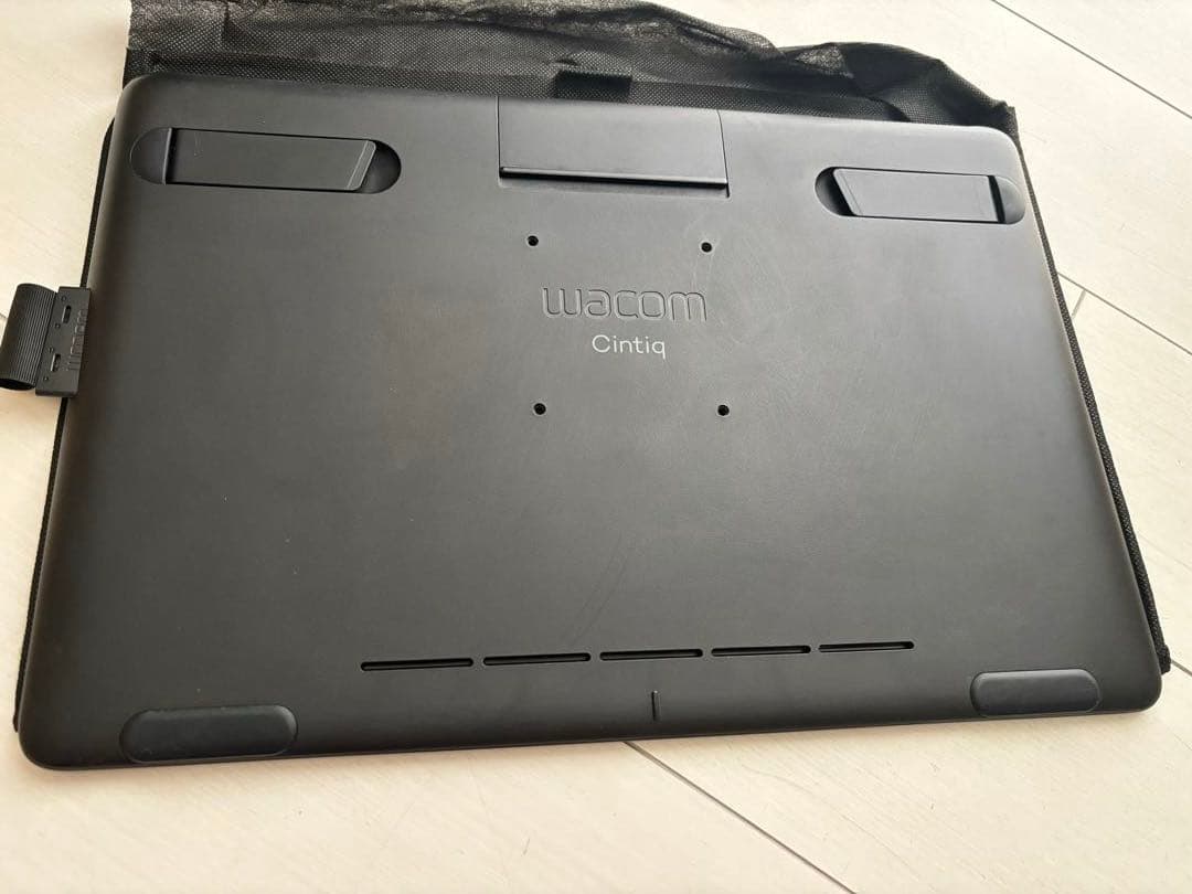 Wacom Cintiq 16 液晶ペンタブレット本体