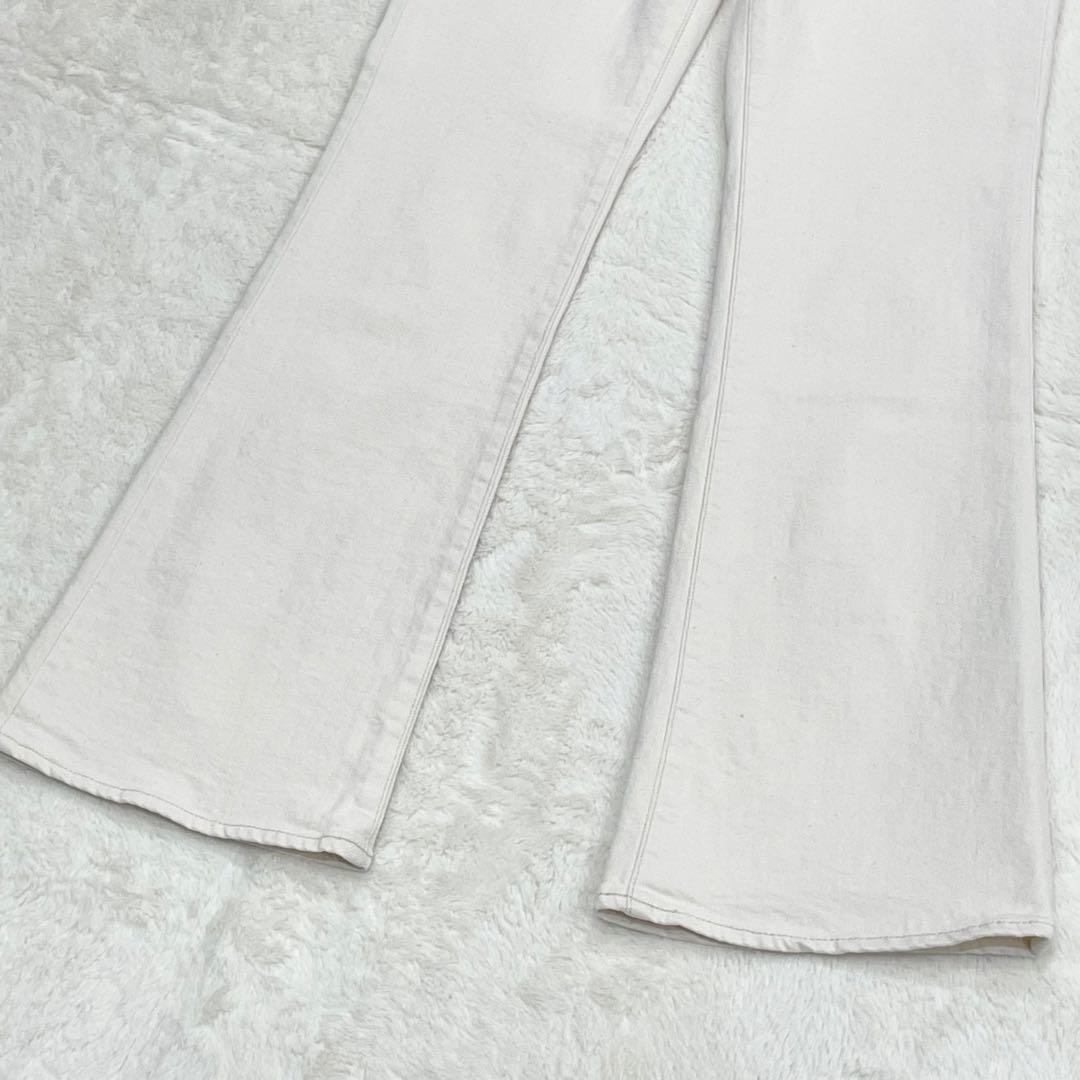 極美品　MOUSSY MVS WHT FLARE W25 マウジー　フレア