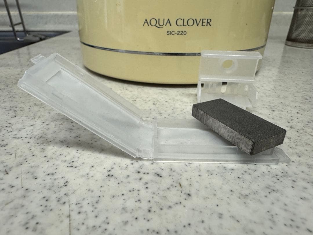 ナノバブル水素水生成器　アクアクローバー　SIC-220