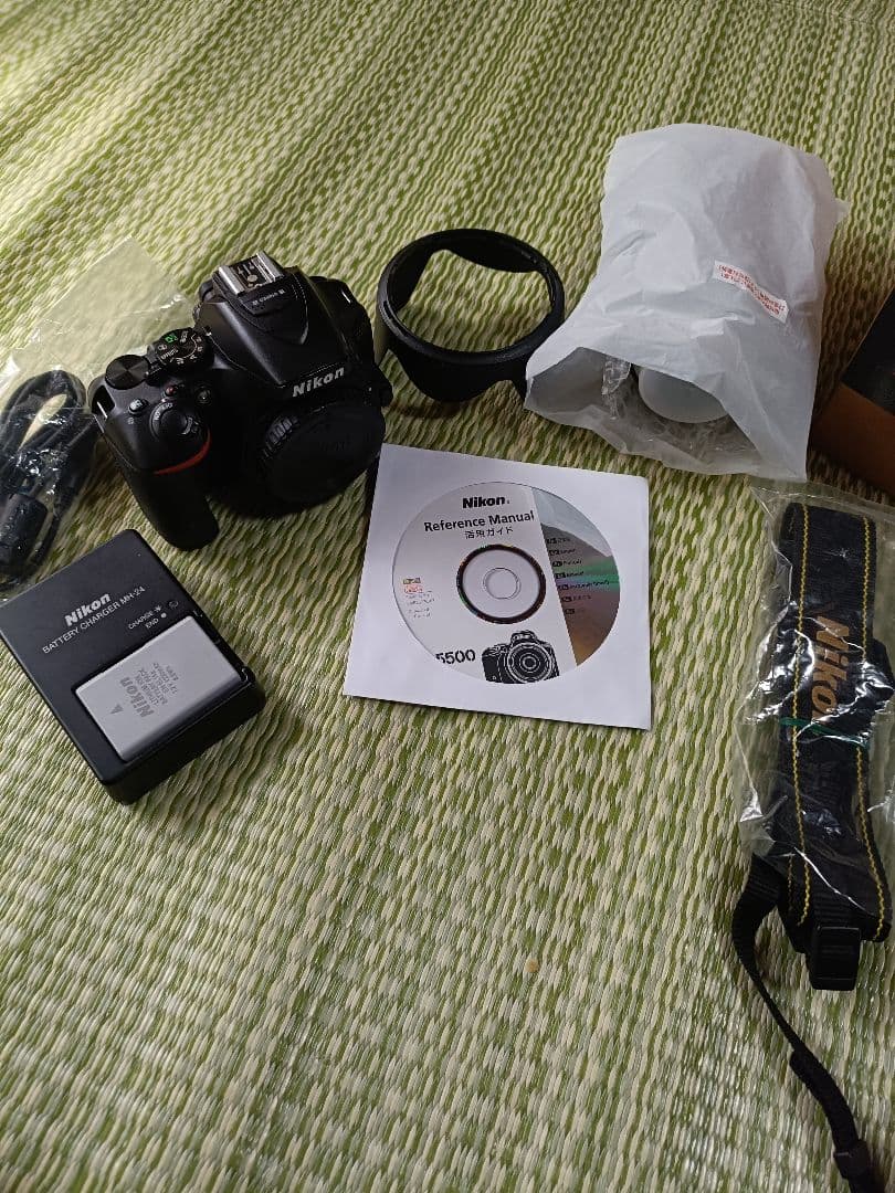 Nikon D5500 デジタル一眼レフ レンズ18-200mm VR II