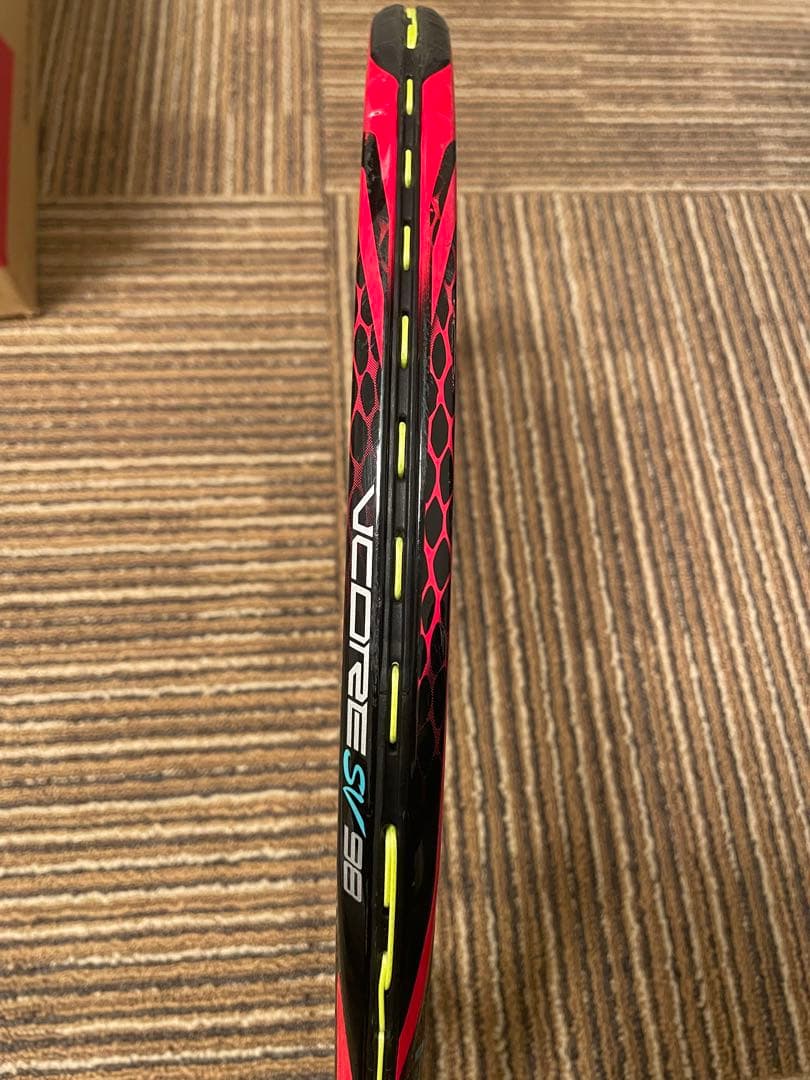 YONEX VCORE SV 98 テニスラケット　グリップ3