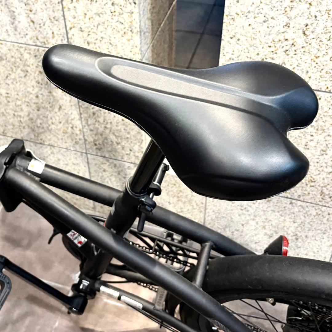 【超美品】【送料込】ON AIR 折りたたみ自転車 マットブラック 6段ギア