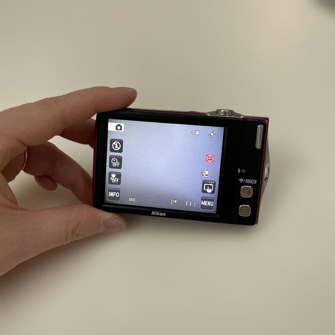 Nikon COOLPIX ピンク
