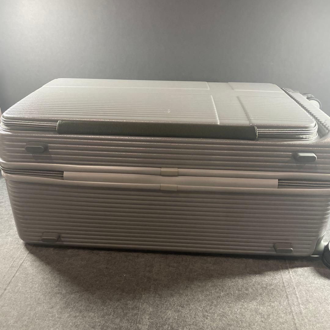 スーツケース ベーシック 5.2kg