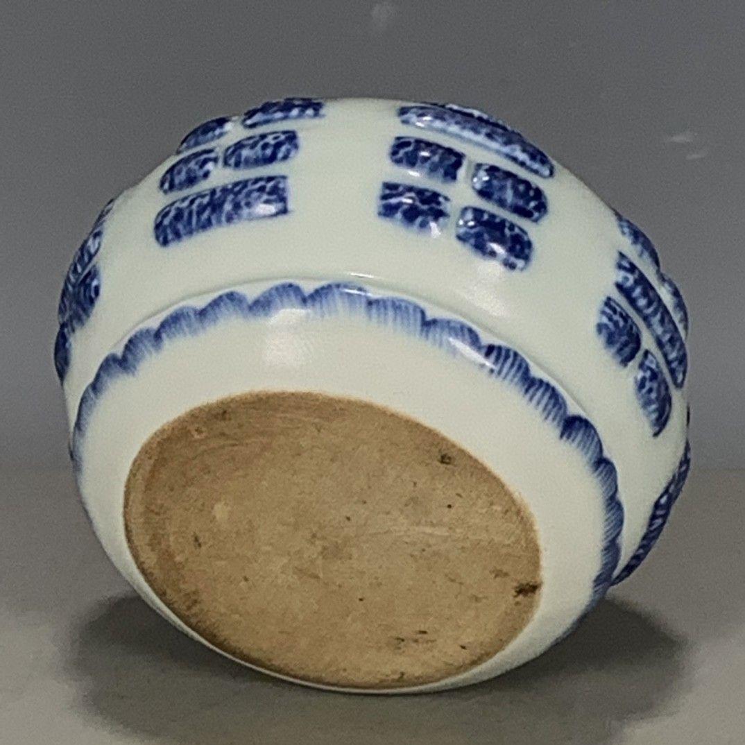 青花浮彫り水洗 筆洗 景徳鎮 陶磁器 書道具 文房具 装飾品 工芸品 置物
