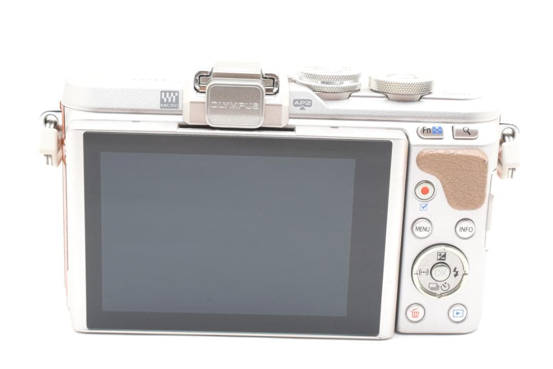 超美品 オリンパス ペン E-PL8 ミラーレスデジタルカメラボディ ブラウン