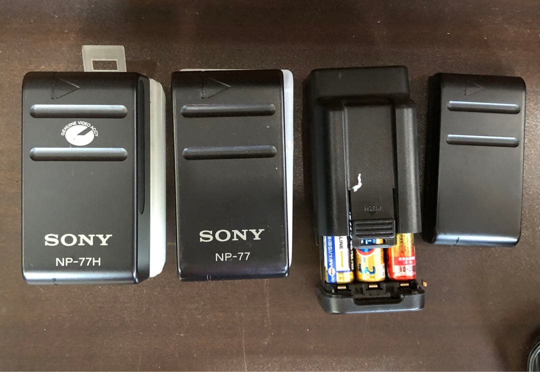 SONY DCR-TR270PK ビデオカメラ本体と付属品多数