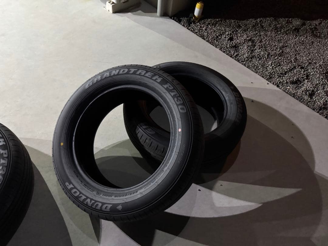 DUNLOP GRANDTREK PT30 18インチタイヤ　2本セット②
